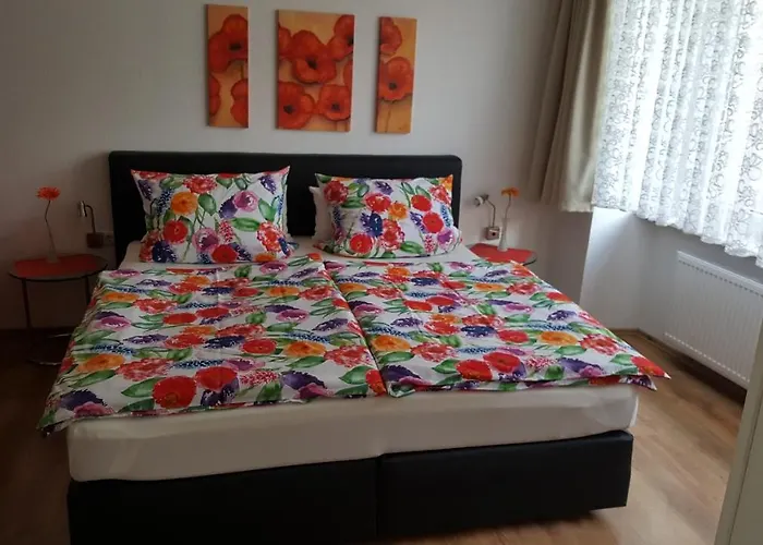 Haus Christiane Alojamento de Acomodação e Pequeno-almoço 3*